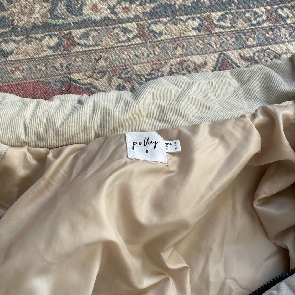 Beige Puffer - image 3